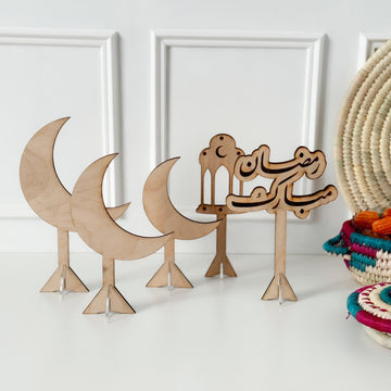 Ramadan Mubarak Phrase + 4 Wooden Ramadan Decorations