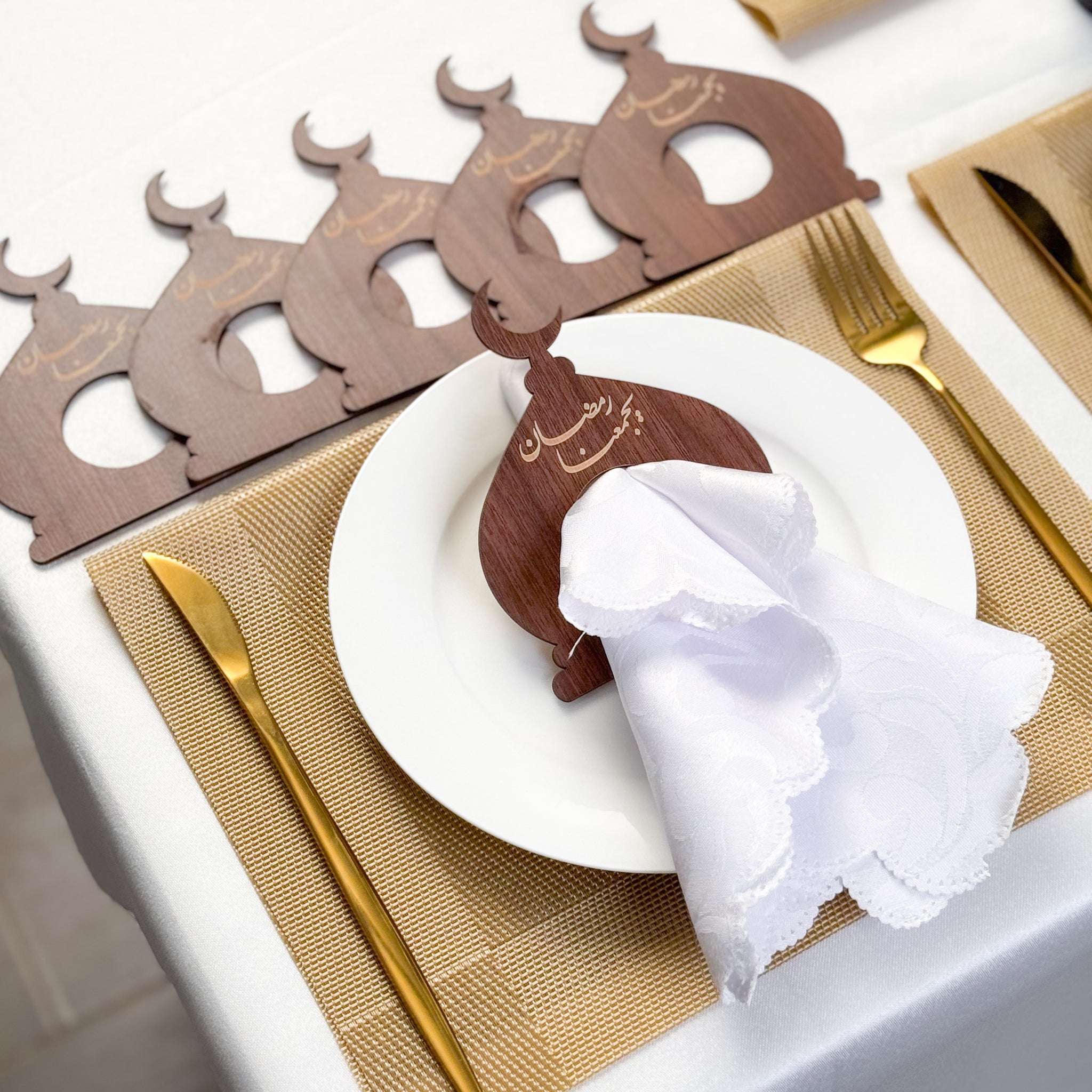 Napkin and tablecloth holder