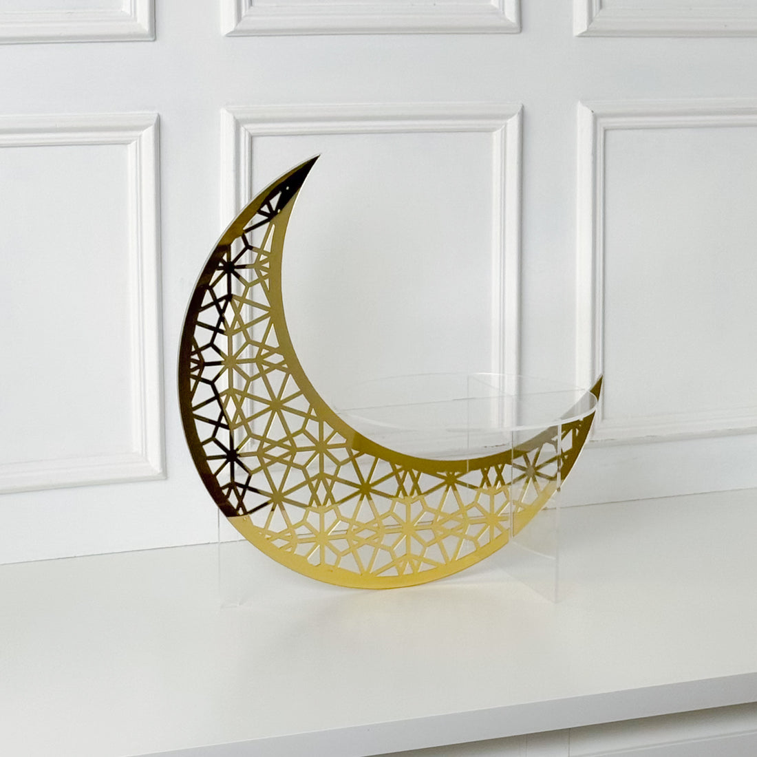 Golden crescent tray