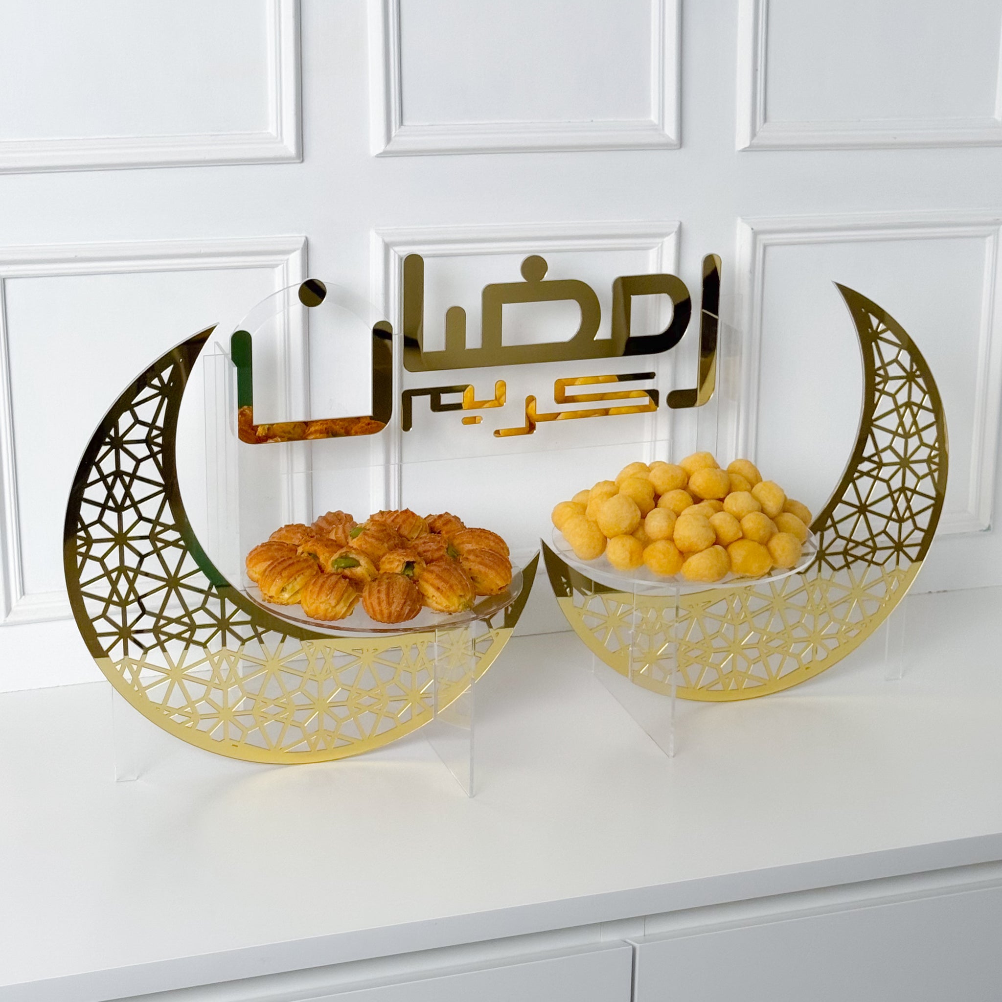 Crescent tray, number 2 + Ramadan Kareem decoration